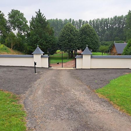 Adorable Maison D'Hotes Bordee D'Etangs Au Calme. Grandcourt  المظهر الخارجي الصورة